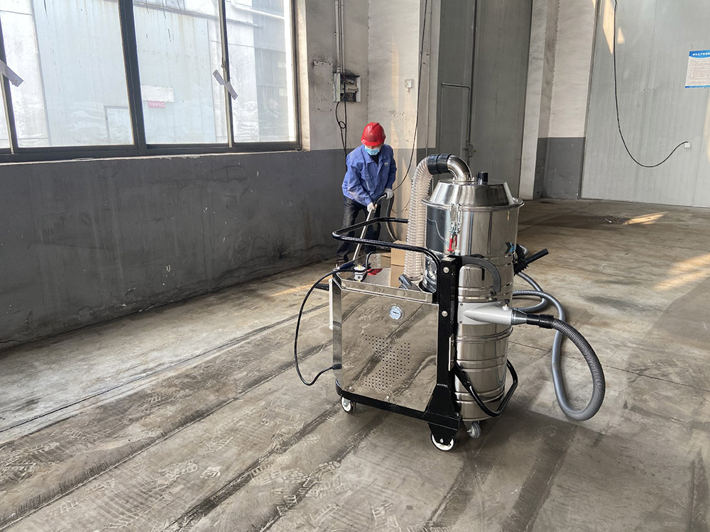工業(yè)吸塵器電機(jī)發(fā)熱怎么辦？